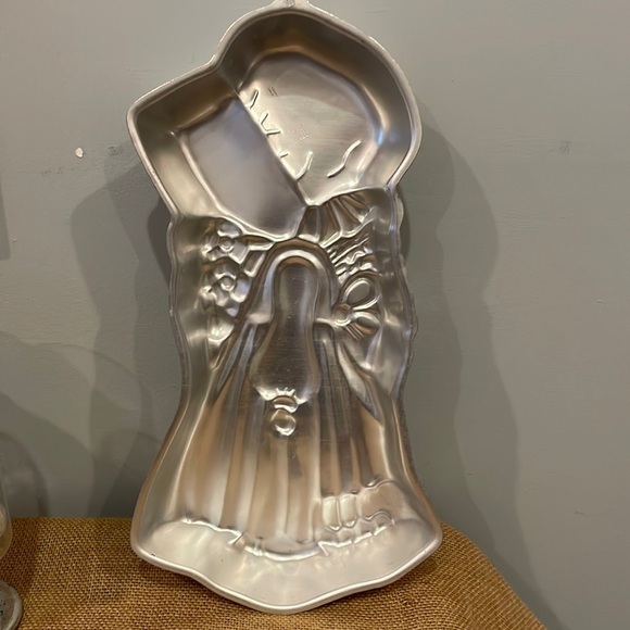 Holly hobbie cake mold pan 1975 like new - Picture 1 of 2